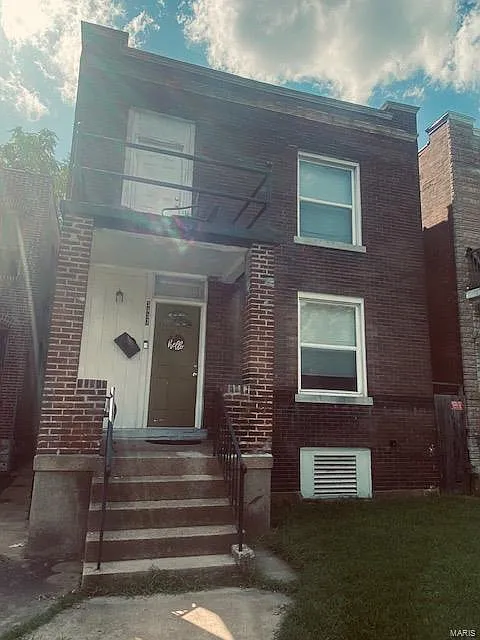 3437 Michigan Ave photo 1