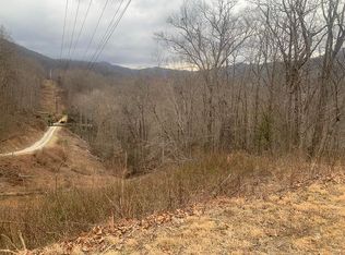 39 Blue Bird Ln, Glenville, NC 28736