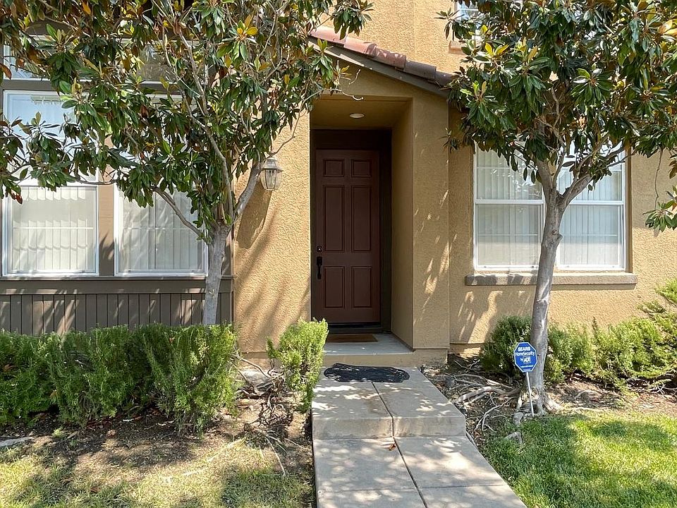 1st image of 1243 Thornbury Ln