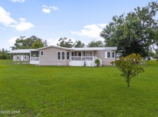 2605 Mary Ann Dr, Southport, FL 32409