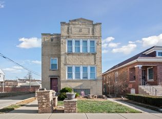 9517 S Escanaba Ave, Chicago, IL 60617