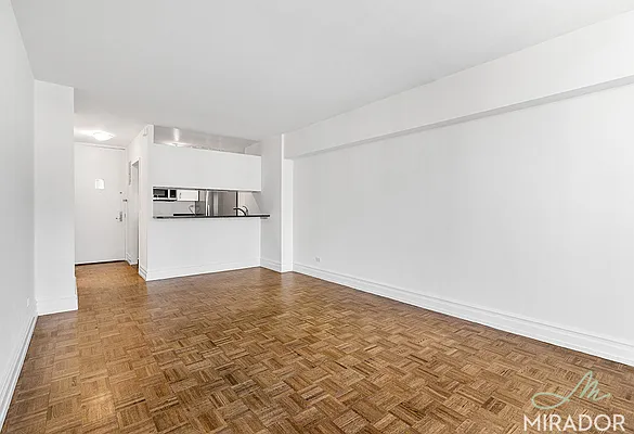 Rented by Mirador Real Estate | media 4