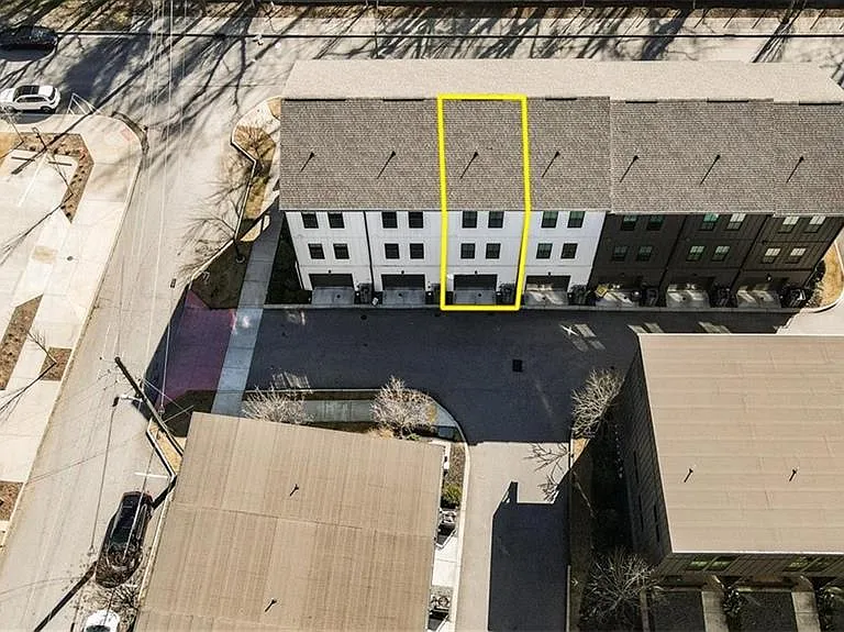 914 Spencer Ave — Photo 26