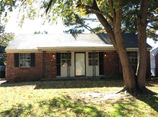 8145 Whitehead Dr, Southaven, MS 38671