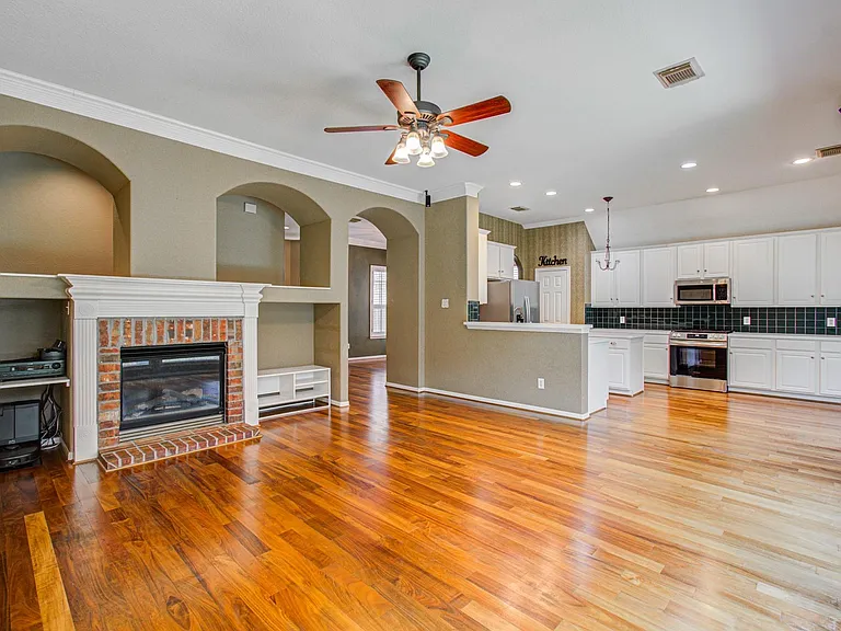 22539 Bristolwood Ct — Photo 28