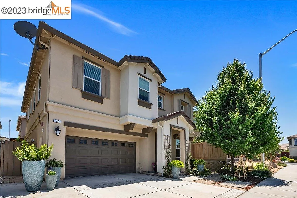 75 Greystone Pl photo 1