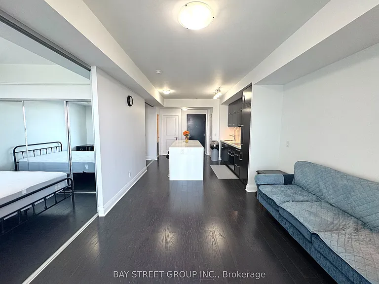 1080 Bay St #2305 — Photo 9