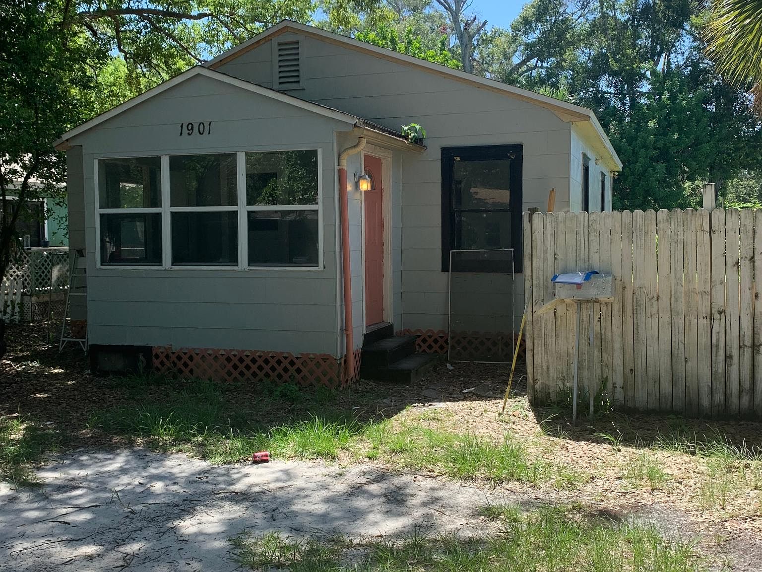 1901 48th St S, Saint Petersburg, FL 33711 | Zillow