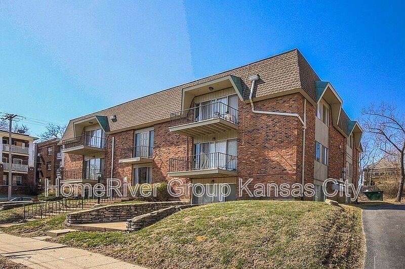 1st image of 3740 Wyandotte St APT 1N