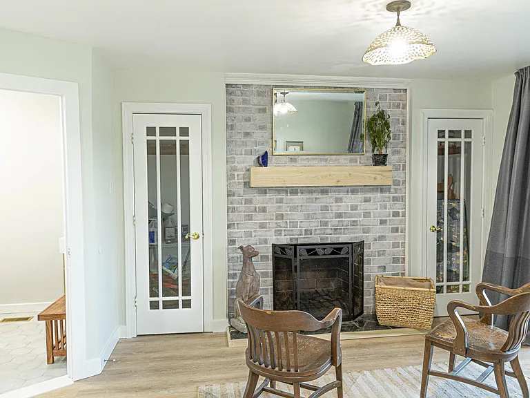 212 Ambler St — Photo 10