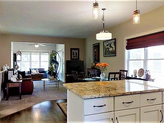4th image of 2495 Sawtooth Ct