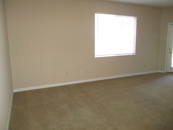 4th image of 2260 Flicker Dr APT 187