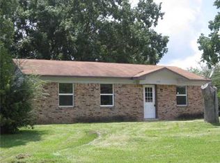 200 Allison Cir, Gulfport, MS 39503