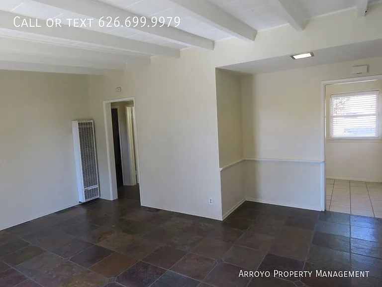741 E Poppyfields Dr — Photo 3