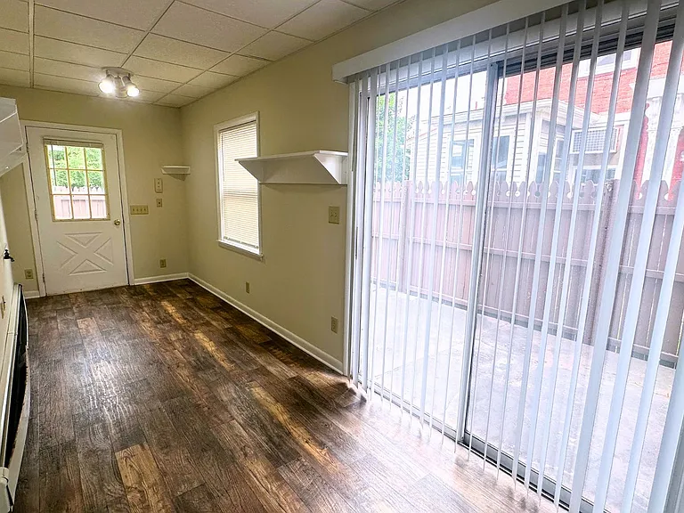 51 W Main St — Photo 14