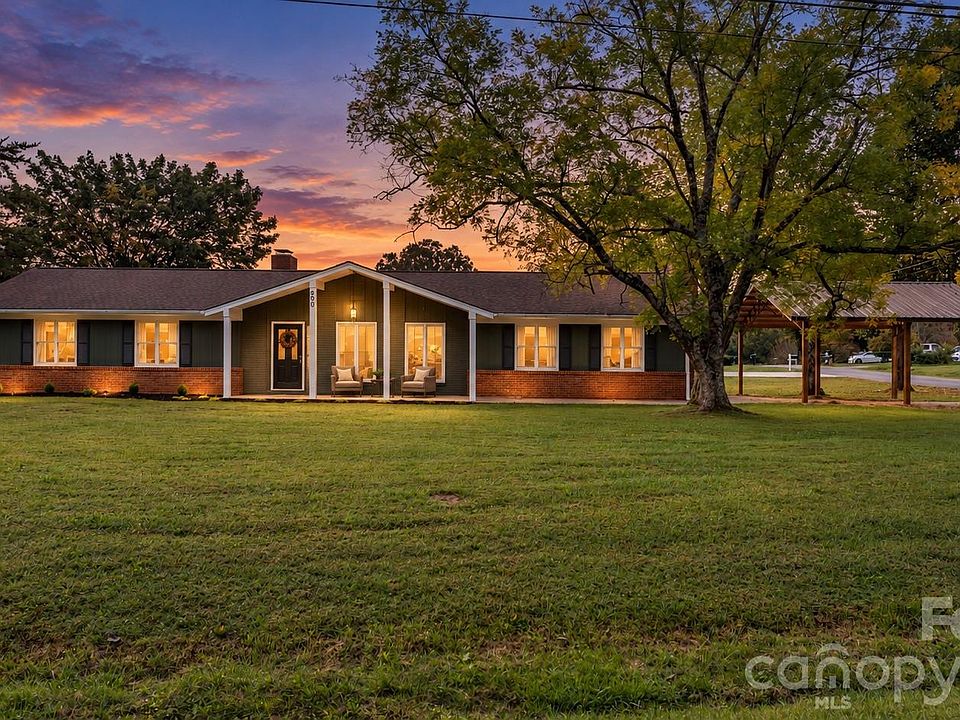 1st image of 500 Pete Brittain Rd #32