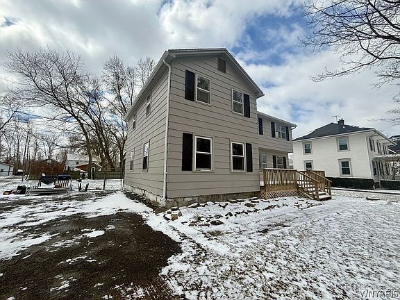 4th image of 2646 Youngstown Lockport Rd