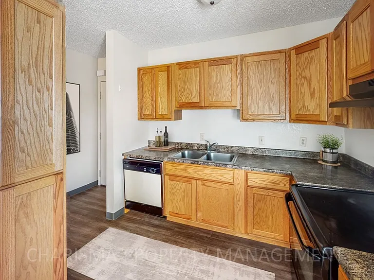 Thompson Avenue LLC — Photo 13