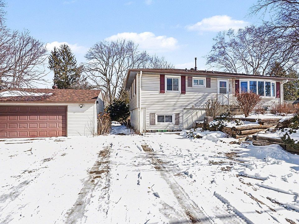 1st image of 20140 Akin Rd