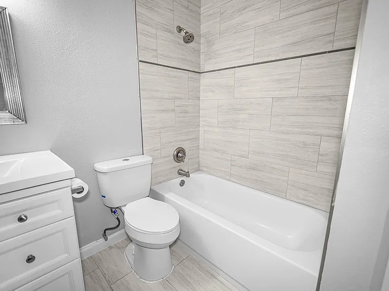 1315 Alliance St #2 — Photo 14