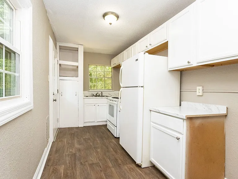 387 Alice Dr #C — Photo 3