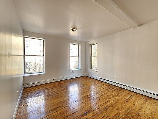 1st image of 376 W 127th St APT 3A