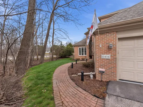 12434 North Golf DRIVE, Mequon, WI 53092