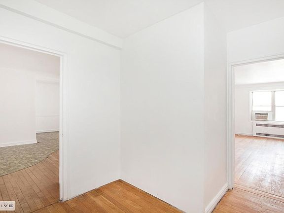 4th image of 7636 113th St APT 3K