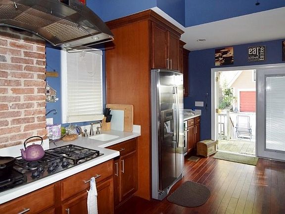 4th image of 1633 Drew Ave