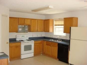 3rd image of 2510 Poinciana Pl