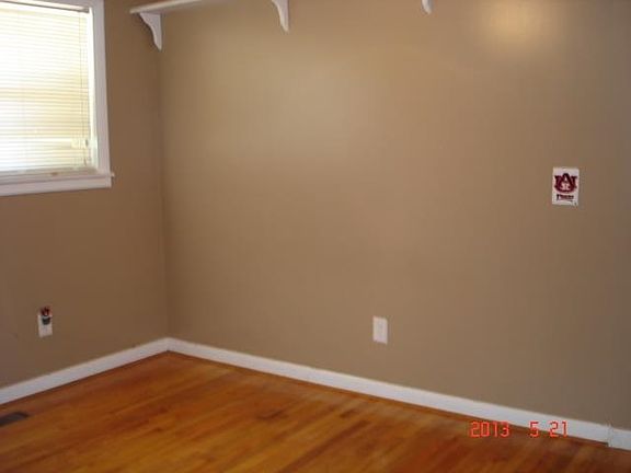 3rd image of 533 N John St