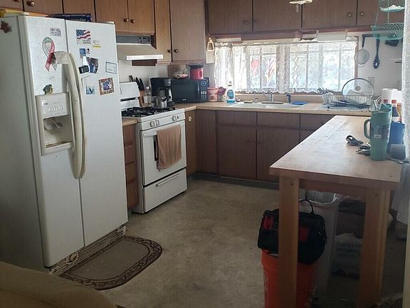 4th image of 80 Zaca St Space 6