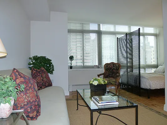 Rented by Carnegie Hill Place | media 4
