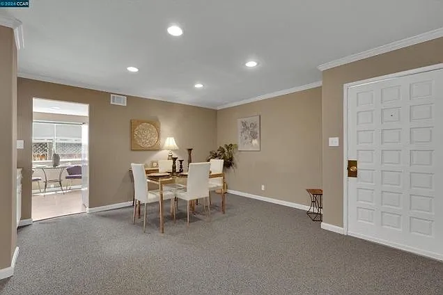 2243 Minaret Dr — Photo 11