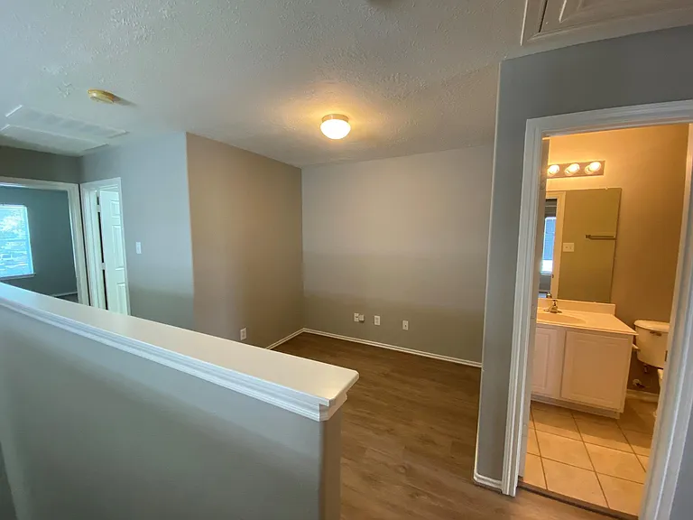 17234 Oakwood Chase Dr — Photo 6