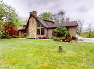 11305 Pine Acres Ln, Chesterland, OH 44026