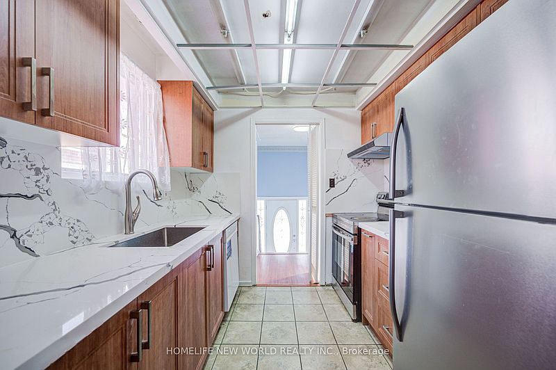 Toronto House for rent - 3 Bedrooms — photo 5