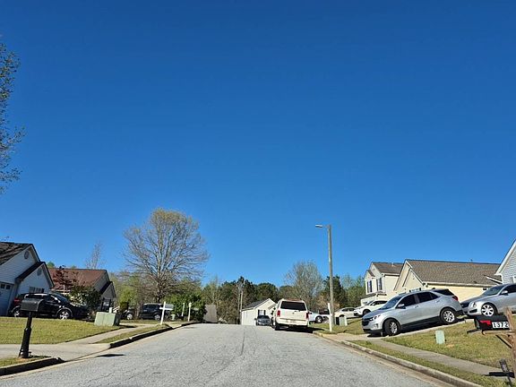 5th image of 1342 Danby Ct
