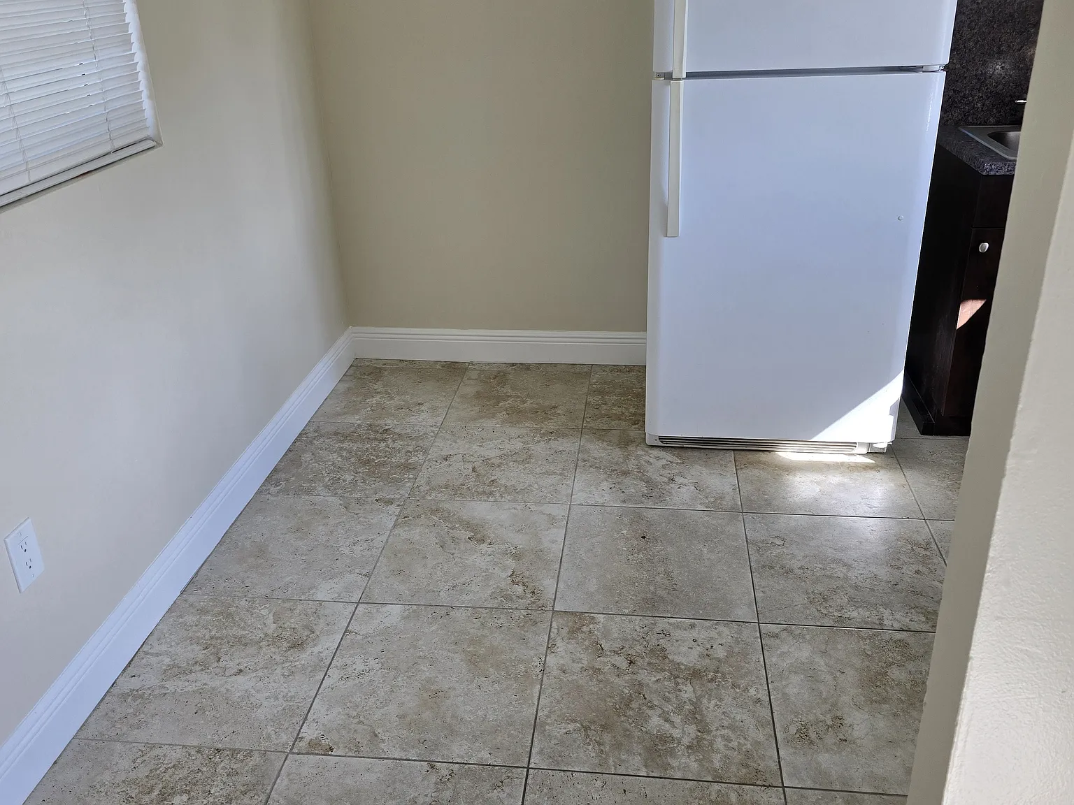 1221 NW 34th Ave — Photo 3