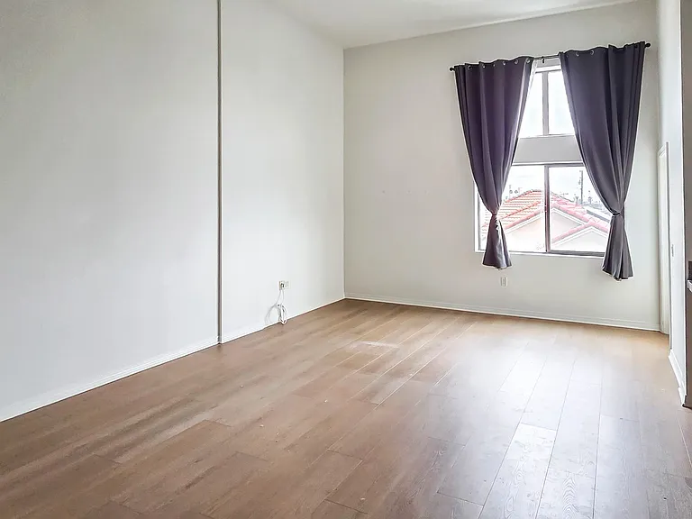 600 N Atlantic Blvd #215 — Photo 5