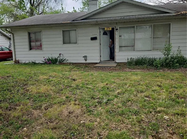 106 Saint Dorothy Dr, Cahokia, IL 62206