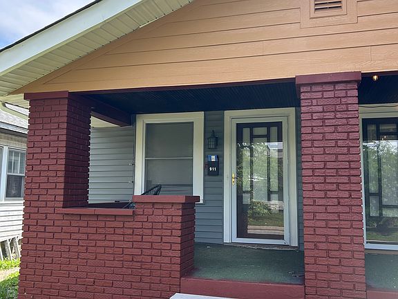 2nd image of 911 N Emerson Ave
