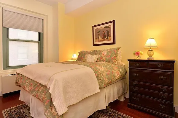 Rented by Compass | media 6