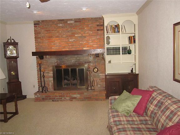 5th image of 6414 Huntington Dr