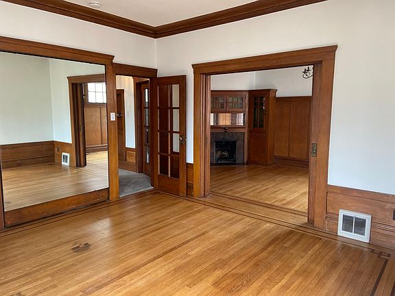 4th image of 805 Cabrillo St