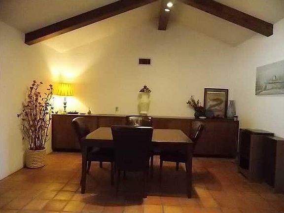 5th image of 801 La Mancha Ct