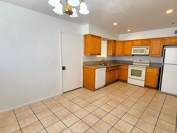 3rd image of 4738 E Saint Anne Ave