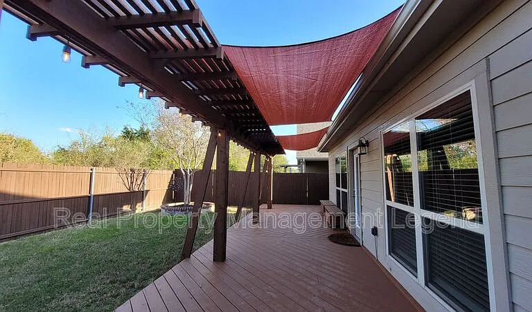 812 Gray Fox Dr — Photo 29
