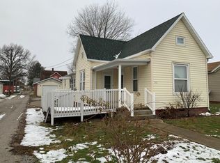 311 S 3rd St, Effingham, IL 62401