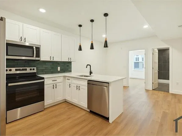417 W Cumberland St #3, Philadelphia, PA 19133